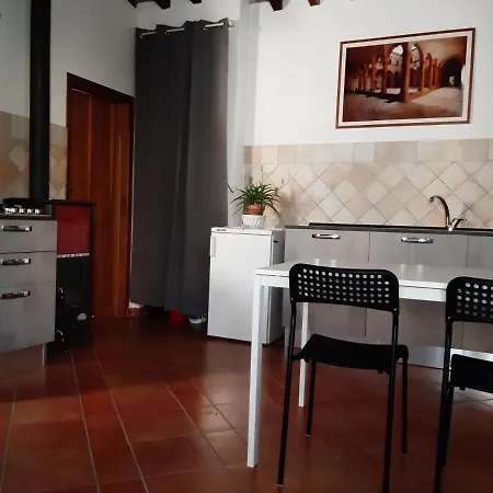 招待所 La Casa In Giardino 渥尔特拉