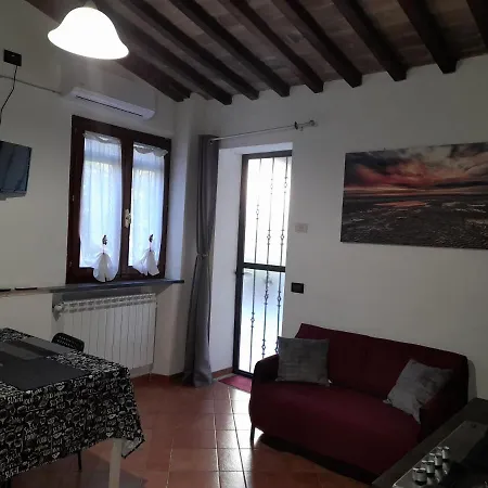 La Casa In Giardino Guest house